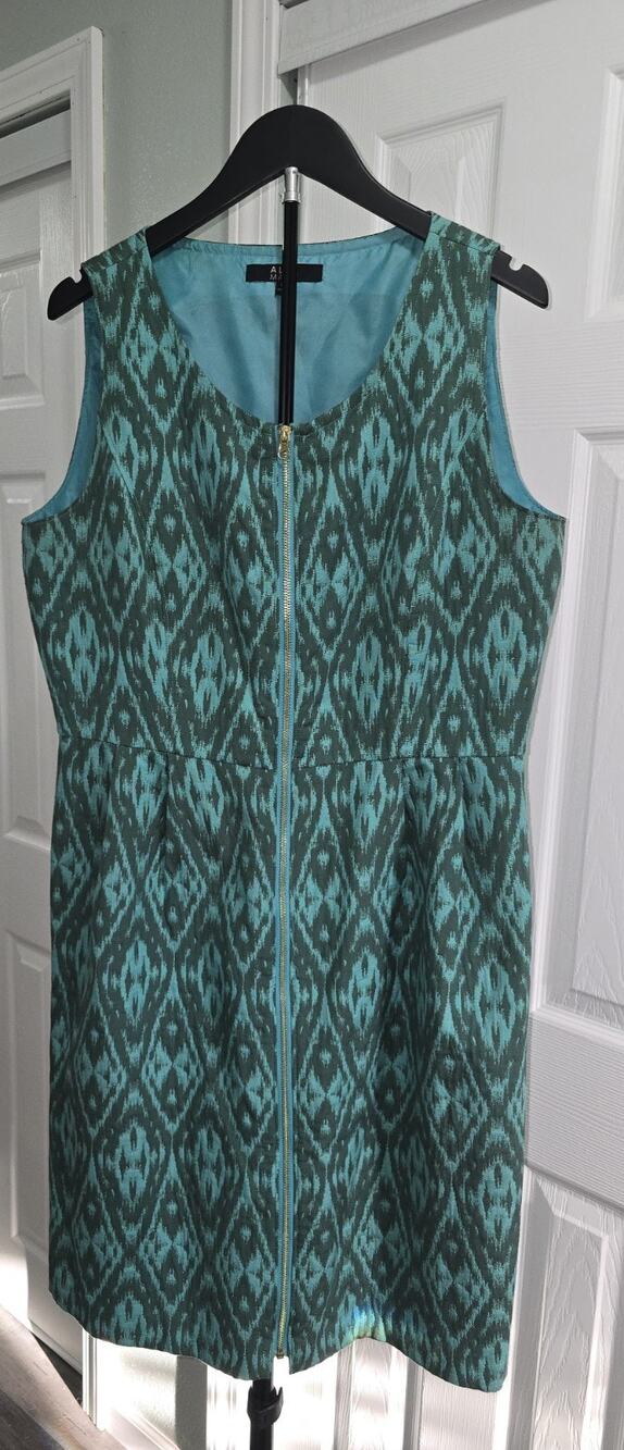 Alex Marie Blue Green Sleeveless Sheath Dress – Size 14